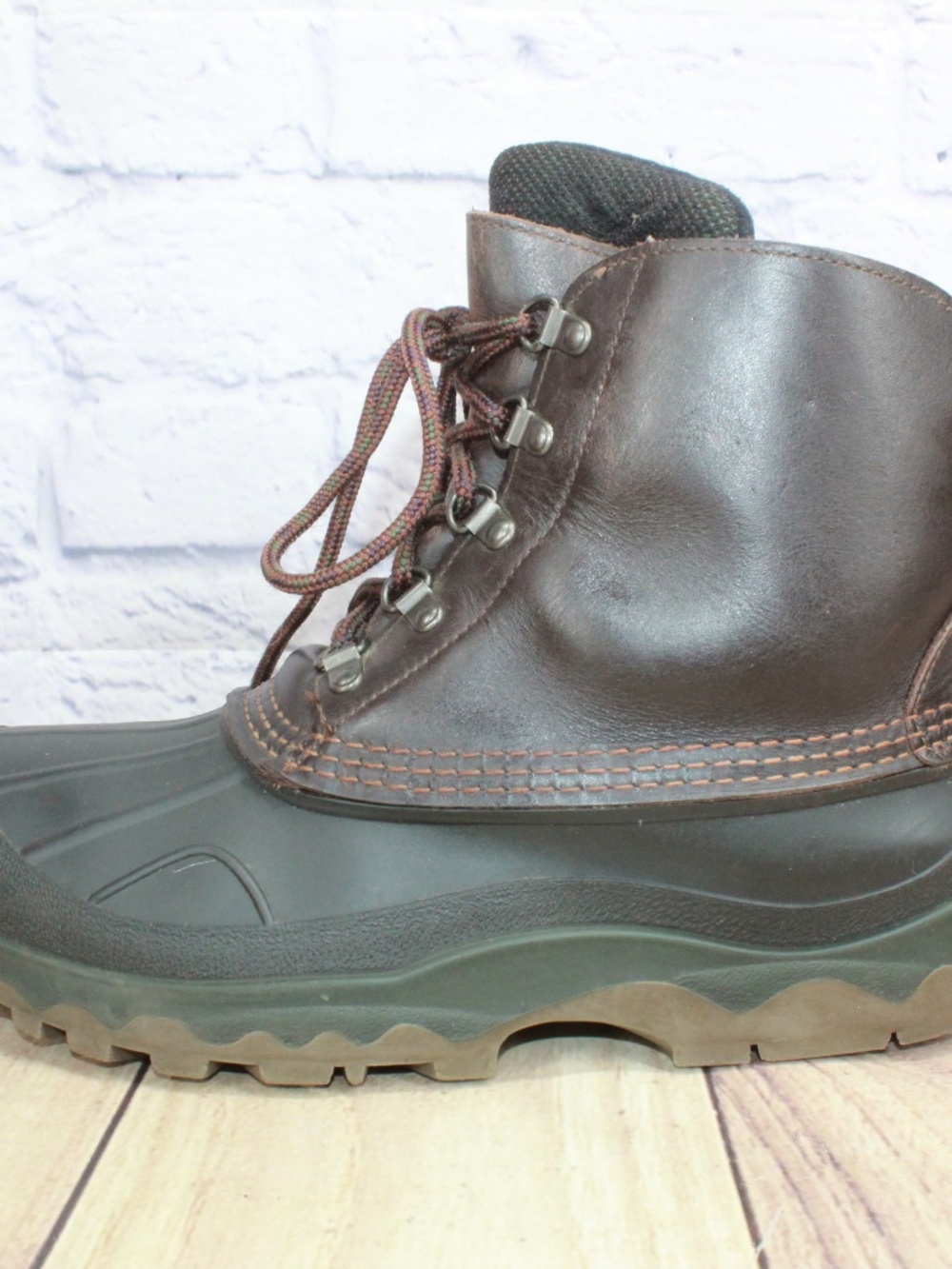 LL Bean Brown Leather Gumlite Padded Lining Winter Ankle Duck Boots 9 M